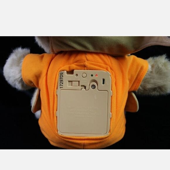 2017 TEDDY RUXPIN Animated Plush Talking Storytelling Bear Bluetooth LCD Eyes. - Picture 3 of 8